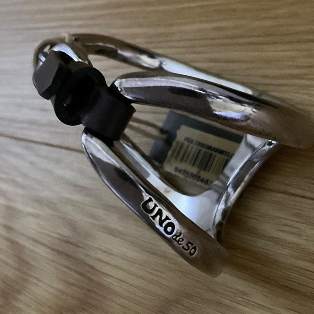 NWT UNO de 50 Polished Silver-plated Cuff "Two in One" $240 - Picture 11 of 13